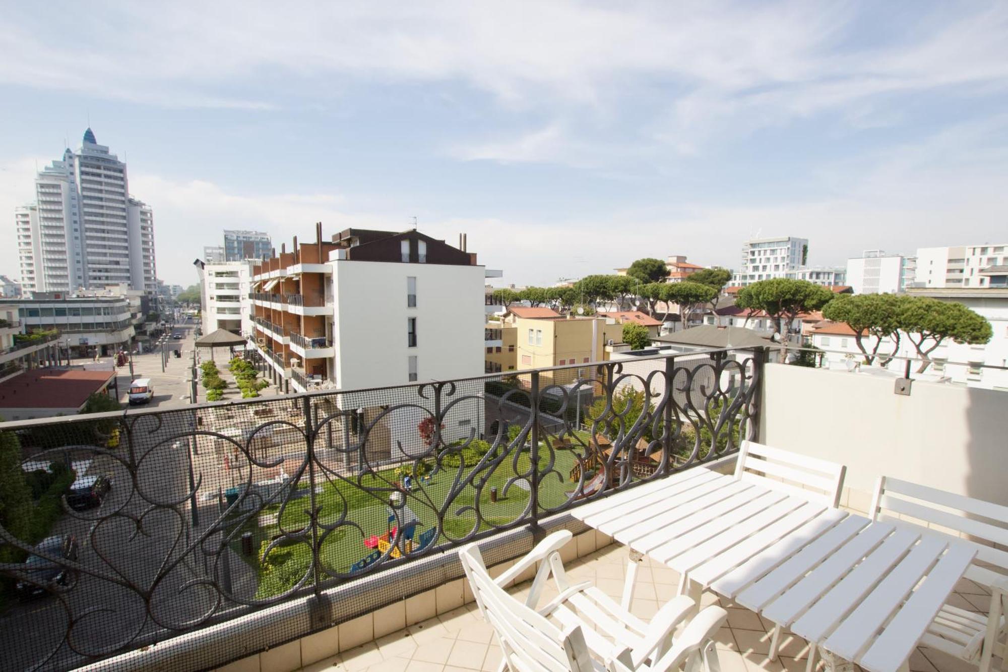 Bagni Miramare - Home Immobiliare Jesolo Exterior foto
